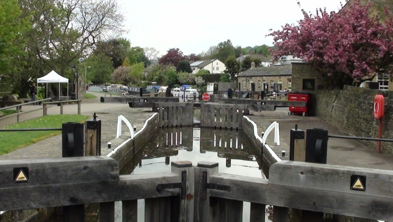 76) L & L May