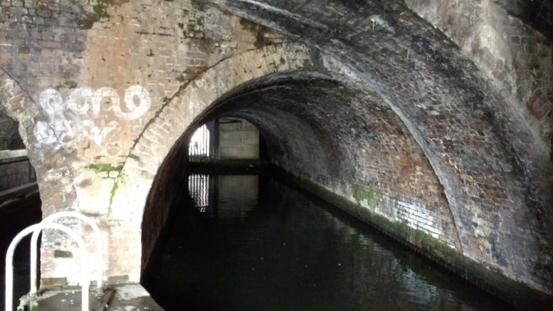 Side pound under bridge