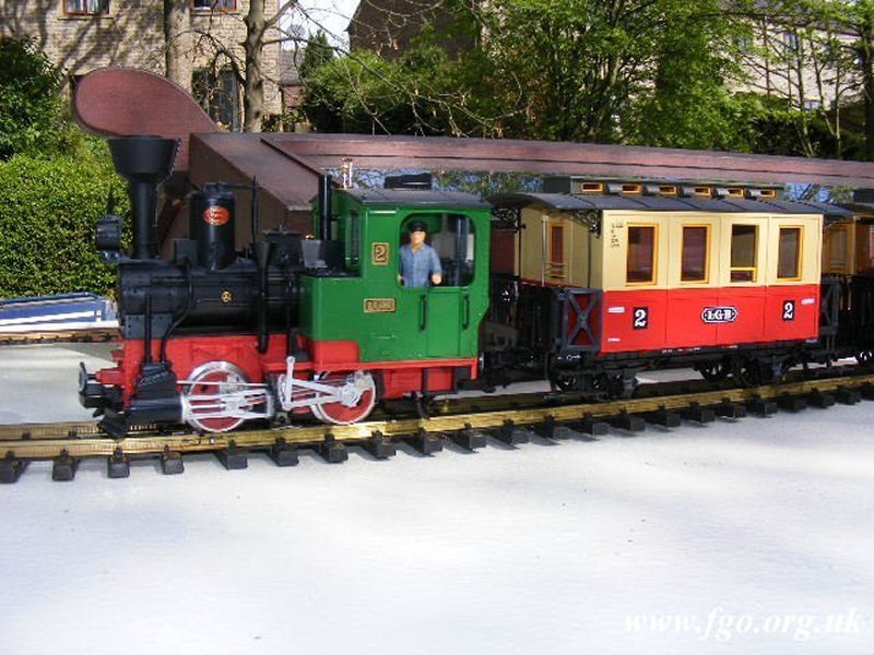 Travis 02