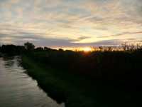 Sunrise north of Stretton Stop
