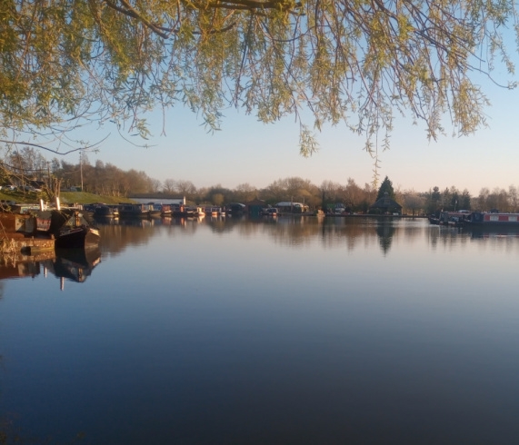 Calcutt old marina