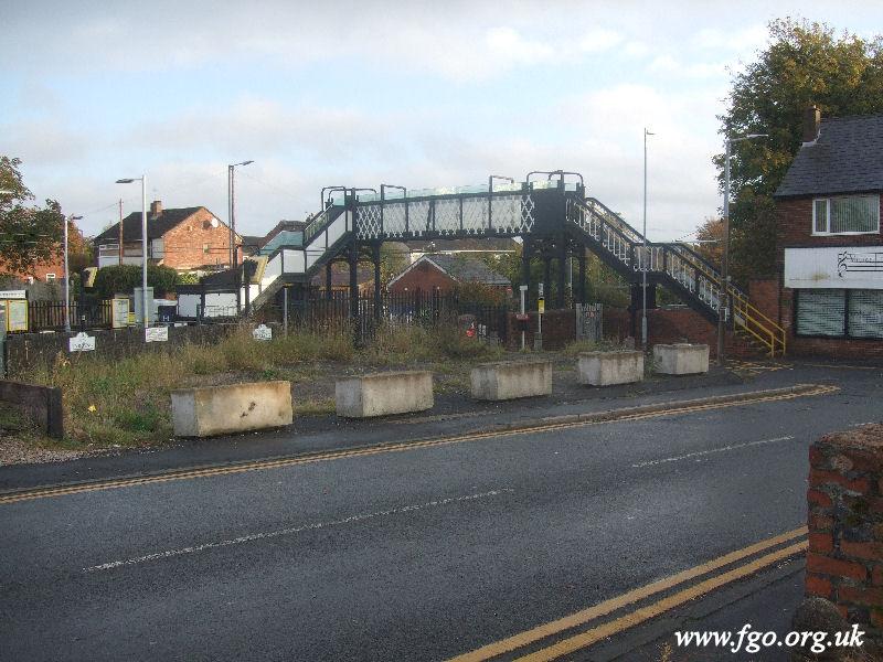09- Rainhill Footbridge