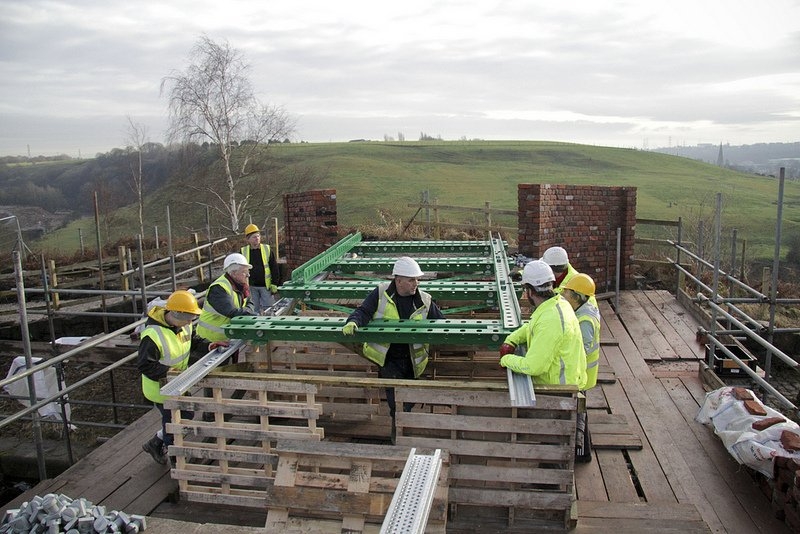 08 - Bridge deck halfway built