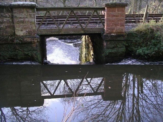 Caldon Canal Consall - posted by Leapy